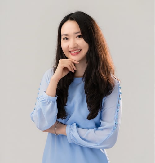 Crystal Lim_profile pic headshot